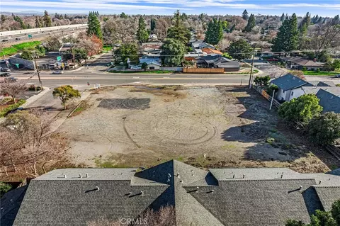 996 E 1st, Chico, CA 95926 photo 3