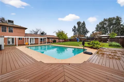 Exterior - 19542 Ridge Rd, Red Bluff, CA 96080 photo 13 of 17