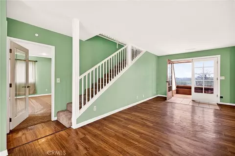 Living - 19542 Ridge Rd, Red Bluff, CA 96080 photo 5 of 7