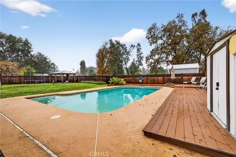 Exterior - 19542 Ridge Rd, Red Bluff, CA 96080 photo 12 of 17