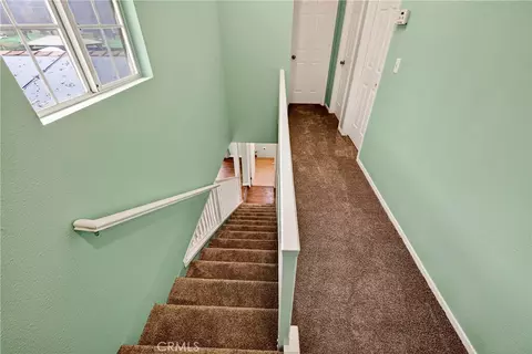 Entry Way - 19542 Ridge Rd, Red Bluff, CA 96080 photo 8 of 9