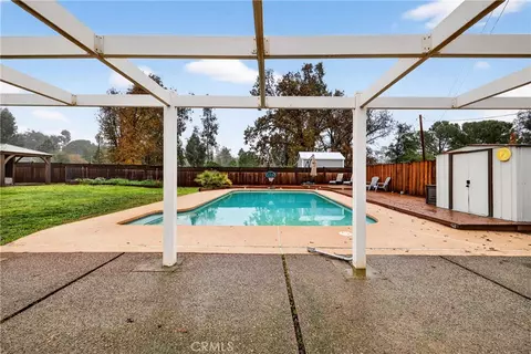 Exterior - 19542 Ridge Rd, Red Bluff, CA 96080 photo 9 of 17
