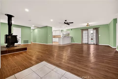 Living - 19542 Ridge Rd, Red Bluff, CA 96080 photo 1 of 7