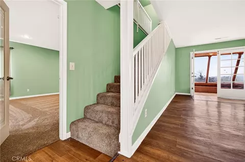 Entry Way - 19542 Ridge Rd, Red Bluff, CA 96080 photo 5 of 9