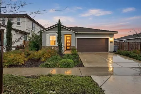2064 Englebright Way, Plumas Lake, CA 95961