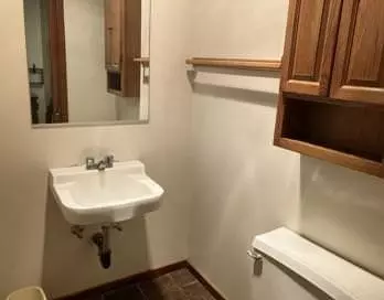 Bath - 4920 Tippitoe, Forest Ranch, CA 95942 photo 1 of 4