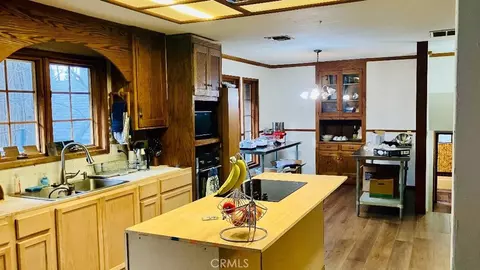 Kitchen - 4920 Tippitoe, Forest Ranch, CA 95942 photo 2 of 4
