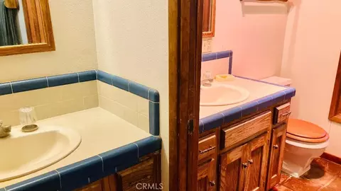 Bath - 4920 Tippitoe, Forest Ranch, CA 95942 photo 3 of 4