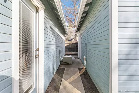 Entry Way - 30 Clairidge, Chico, CA 95926 photo 3 of 3