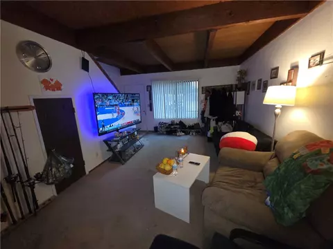 Living - 635 North St, Corning, CA 96021 photo 2 of 2
