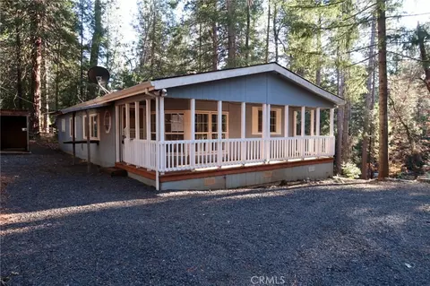 5446 Headwaters Rd, Forest Ranch, CA 95942