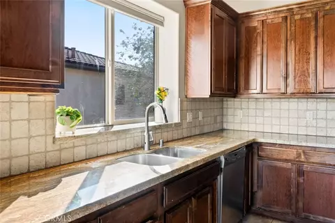 Kitchen - 3368 Summit Rdg, Chico, CA 95928 photo 6 of 7