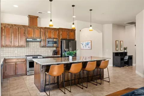 Kitchen - 3368 Summit Rdg, Chico, CA 95928 photo 4 of 7