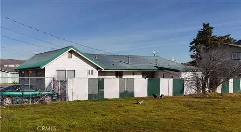 Exterior - 207 Rose Ln, Yreka, CA 96097 photo 3 of 3