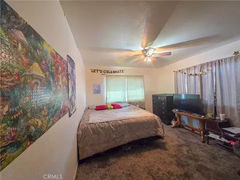 Bedroom - 207 Rose Ln, Yreka, CA 96097 photo 3 of 5