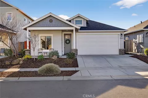 2855 Pin Oak Ln, Chico, CA 95928