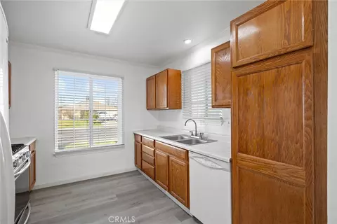 Kitchen - 2067 Blossom, Corning, CA 96021 photo 3 of 5