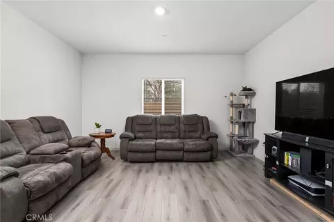 5101 Mclaren Dr, Redding, CA 96002 photo 4