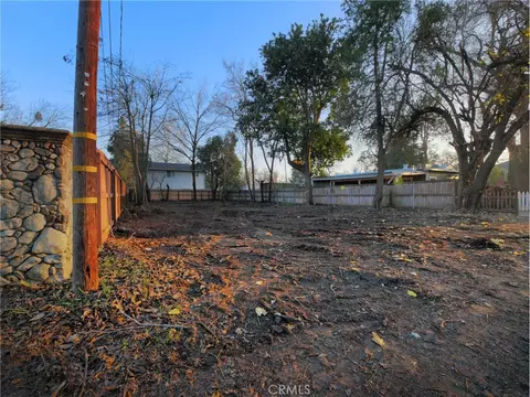 1169 E 9th St, Chico, CA 95928