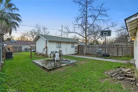 Exterior - 855 Johnson, Red Bluff, CA 96080 photo 9 of 14