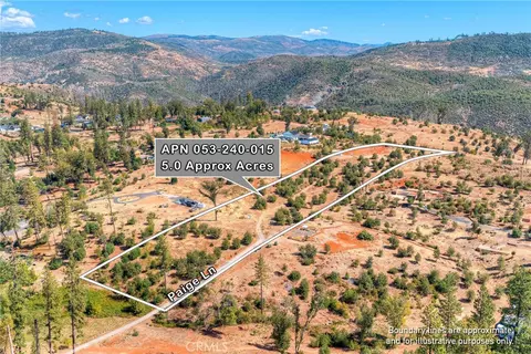 1905 Paige Ln, Paradise, CA 95969