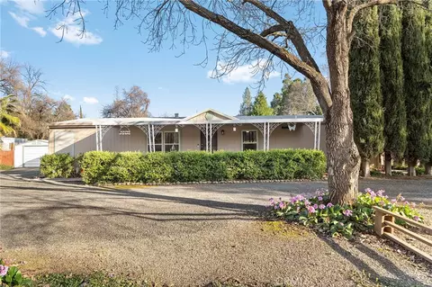 1401 Pomona Ln, Chico, CA 95928