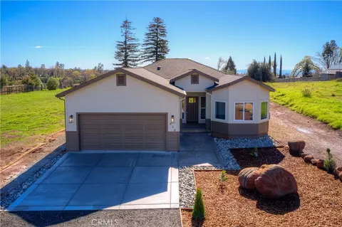 830 Seneca Dr, Paradise, CA 95969