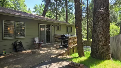 6286 Columbine Rd, Magalia, CA 95954