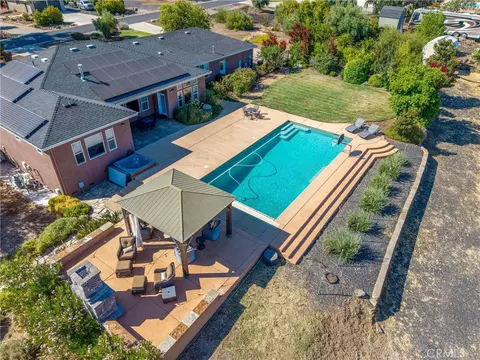 104 Tuscan Dr, Paradise, CA 95969