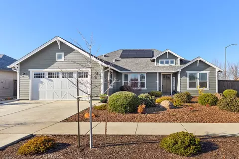 34 Revolution Ct, Chico, CA 95973