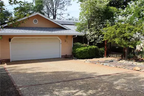 87 Valley View Dr, Paradise, CA 95969