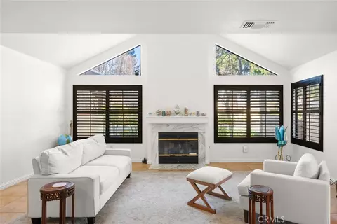 26 Sierra Lakeside Ln, Chico, CA 95928