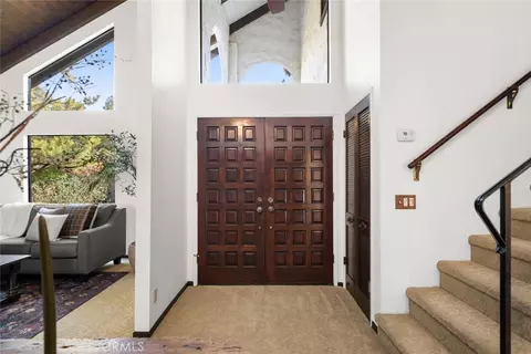 Entry Way - 1041 Washington, Willows, CA 95988 photo 1 of 4