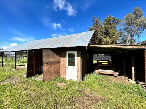 Exterior - 1041 Washington, Willows, CA 95988 photo 20 of 22
