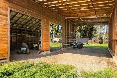Exterior - 1041 Washington, Willows, CA 95988 photo 4 of 22