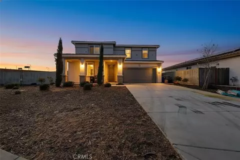 882 Kirkwood Ct, Olivehurst, CA 95961