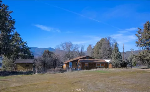 Exterior - 905 Campbell, Yreka, CA 96097 photo 1 of 10