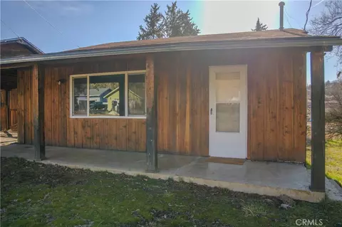 Exterior - 905 Campbell, Yreka, CA 96097 photo 7 of 10
