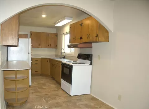 Kitchen - 905 Campbell, Yreka, CA 96097 photo 1 of 2