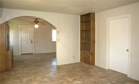 Living - 905 Campbell, Yreka, CA 96097 photo 7 of 8