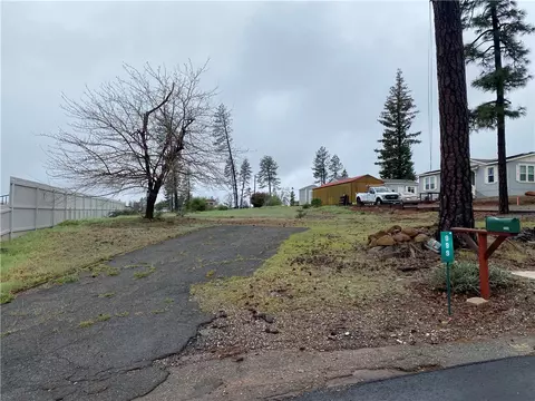 999 Maple Park, Paradise, CA 95969
