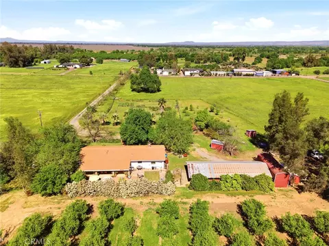 View/Area - 24065 Maria Rd, Corning, CA 96021 photo 5 of 7