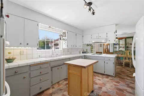 Kitchen - 24065 Maria Rd, Corning, CA 96021 photo 4 of 4