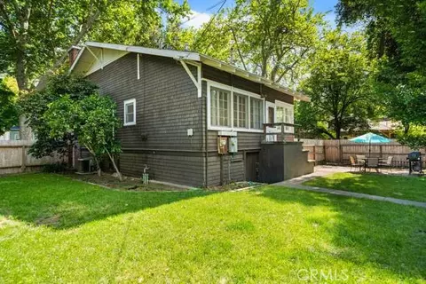 Exterior - 556 E 4th St, Chico, CA 95928 photo 12 of 17