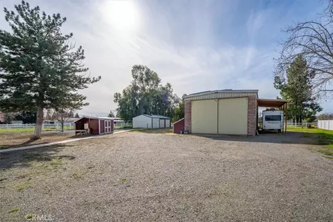 Exterior - 14115 Trinity Ave, Red Bluff, CA 96080 photo 18 of 19