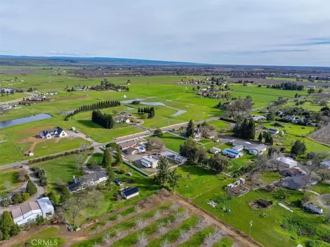 View/Area - 14115 Trinity Ave, Red Bluff, CA 96080 photo 6 of 8