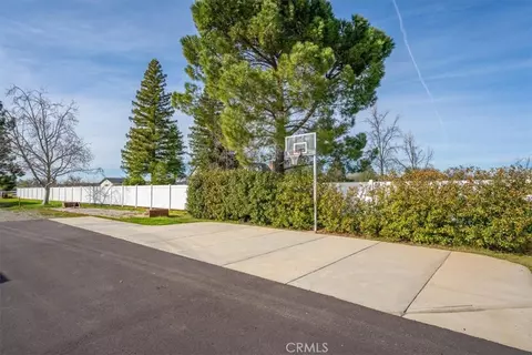 Exterior - 14115 Trinity Ave, Red Bluff, CA 96080 photo 17 of 19