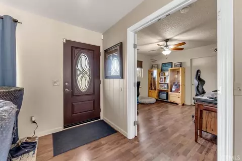 Entry Way - 14115 Trinity Ave, Red Bluff, CA 96080 photo 1 of 2