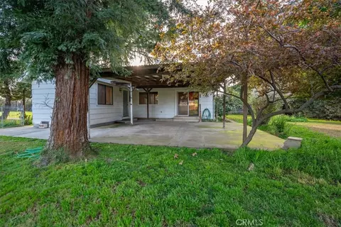 Exterior - 550 Bayles Ave, Red Bluff, CA 96080 photo 13 of 24