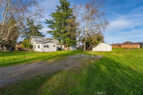 Exterior - 550 Bayles Ave, Red Bluff, CA 96080 photo 5 of 24